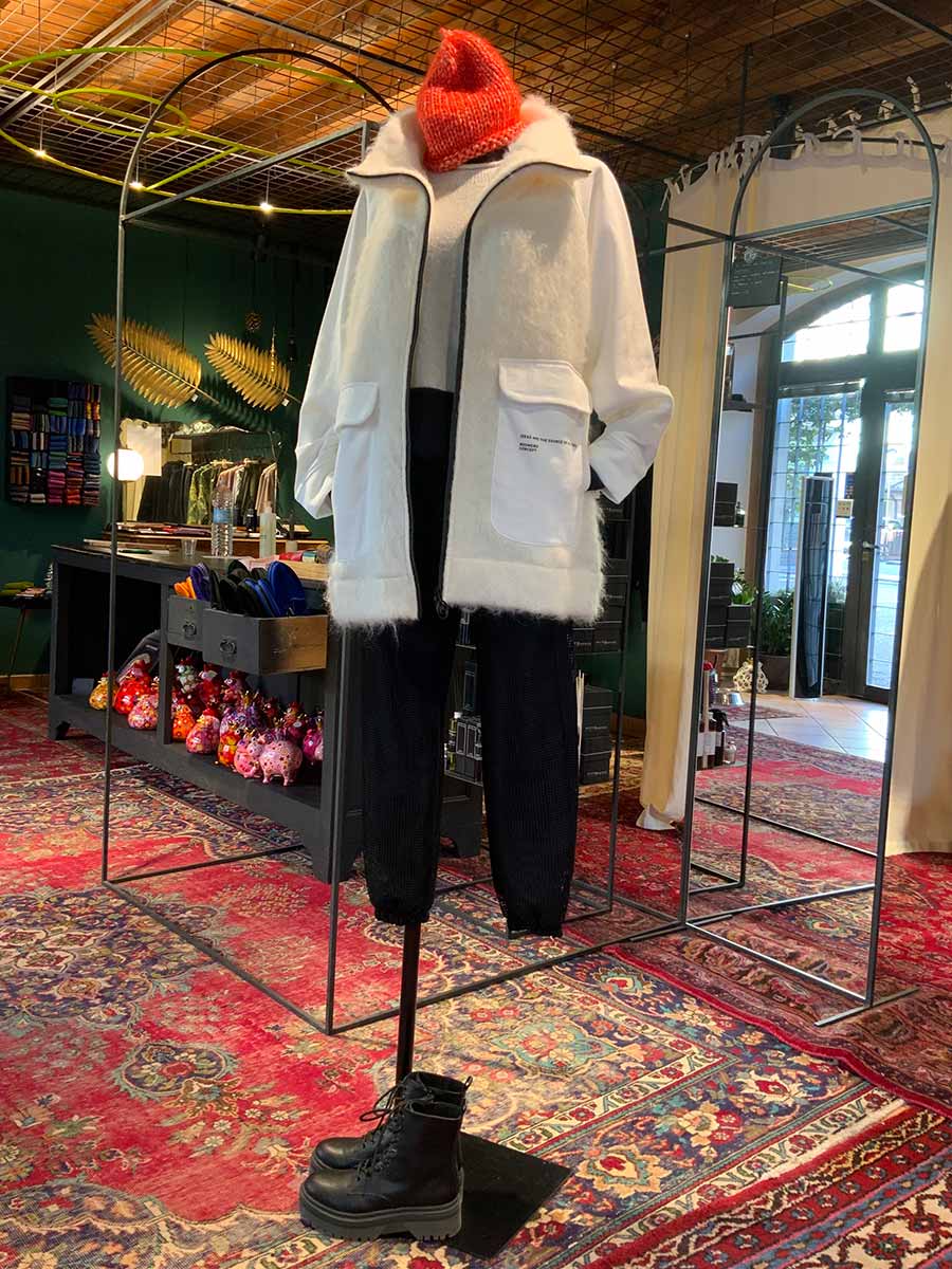 Look-06-B2